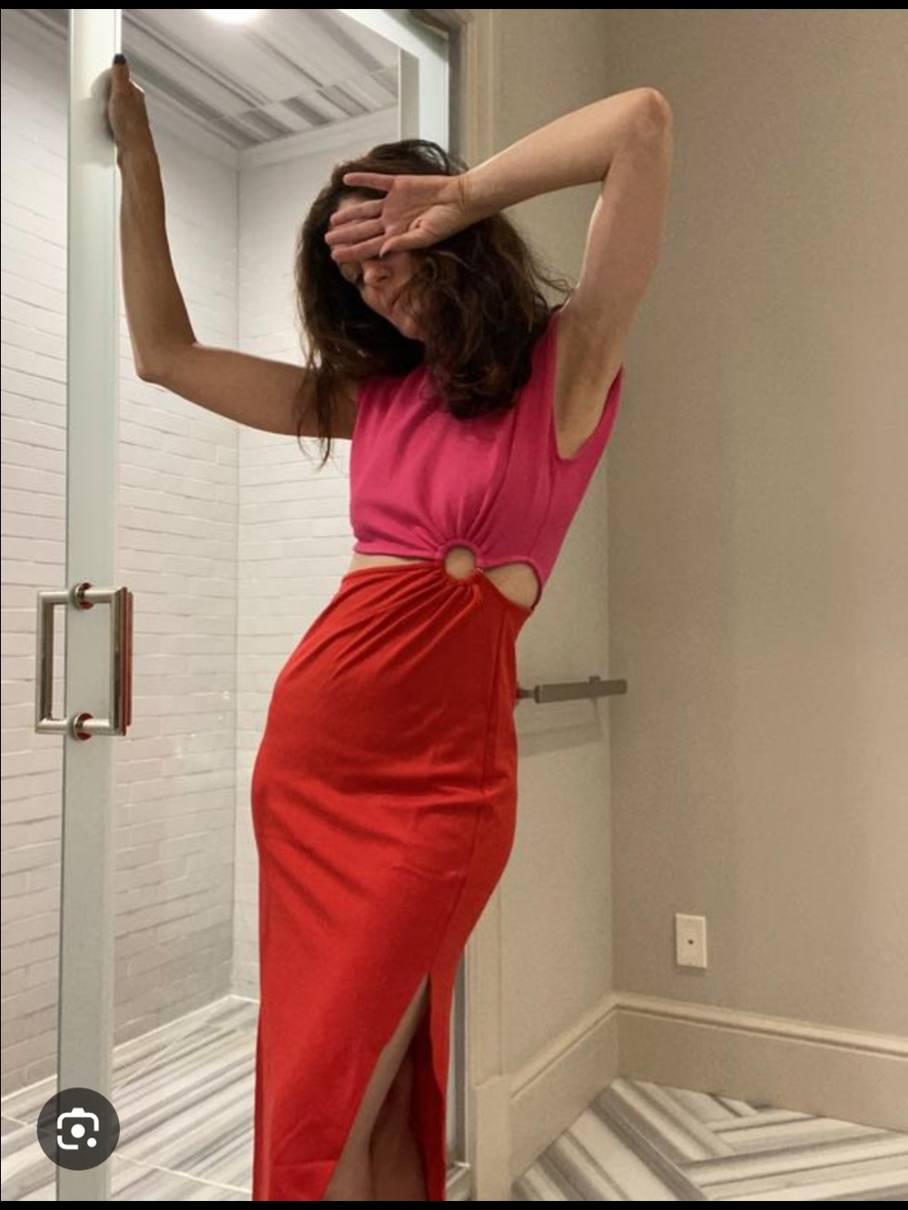 vestique Red & Pink Scoop Neck Top Cut Out Dress